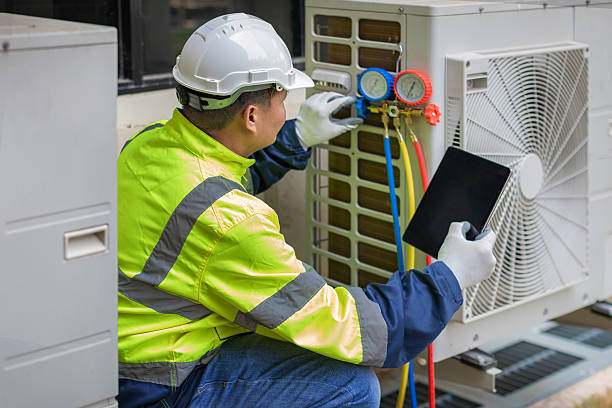 Professional Ac Installation technician working in Wilsonville, AL